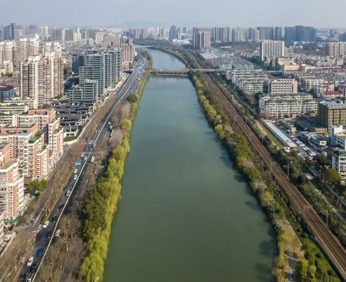 Hotels near Tiesha River