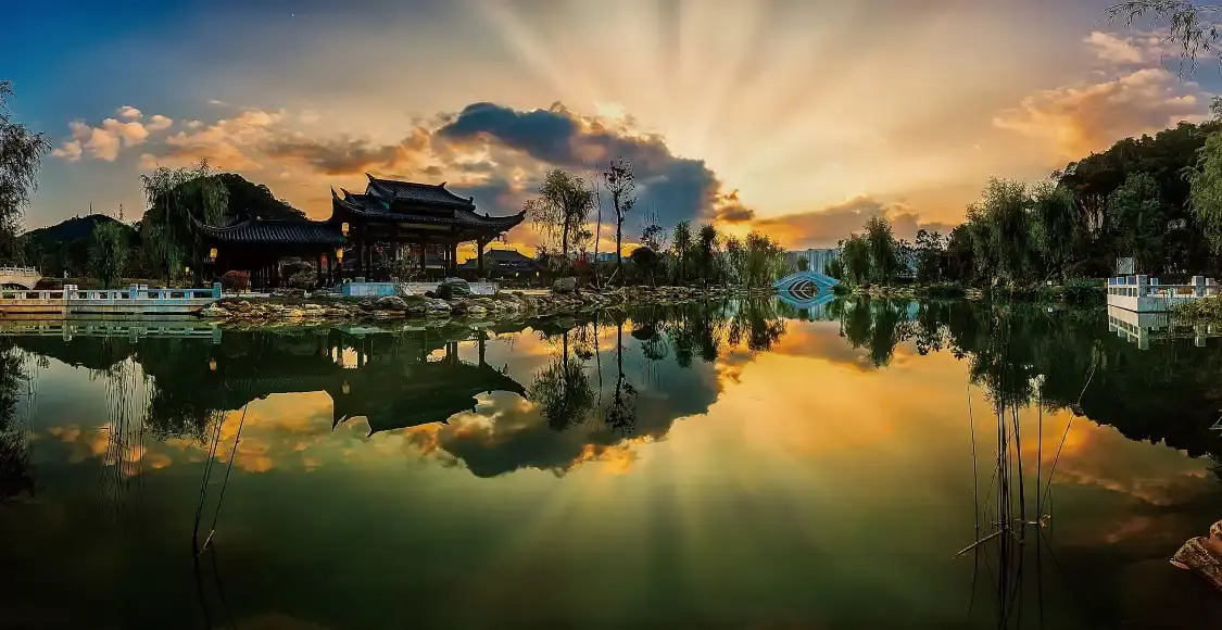 Hotels near Pingyuan Ancient Town