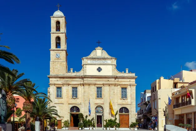 โรงแรมใกล้Old Christian Basilica of Almirida