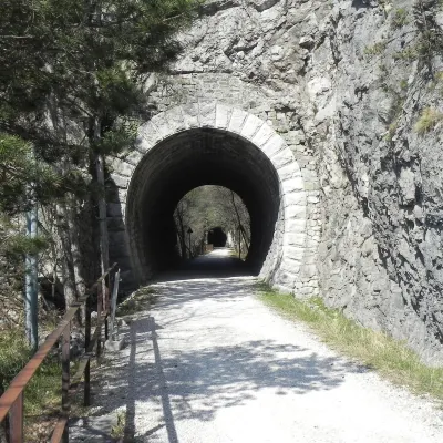 Отели с услугой Интернет в г. Карлоу