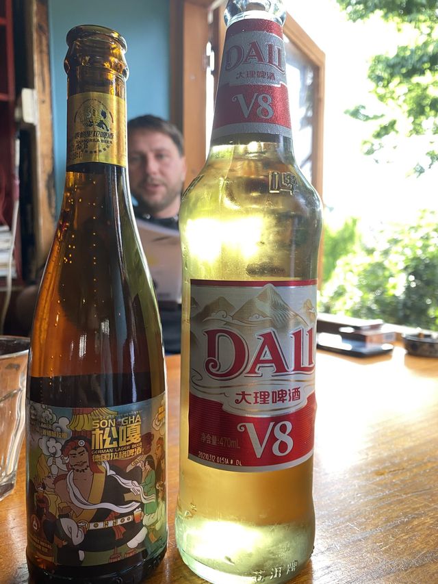 Local beers and foreign food in Lijiang