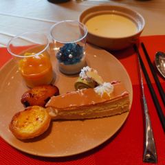 廣州希爾頓逸林飯店·OPEN開·海鮮自助餐張用戶圖片