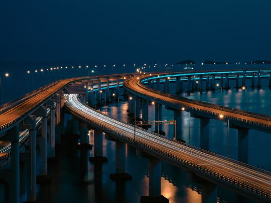 跨海大橋（クロスシーブリッジ）