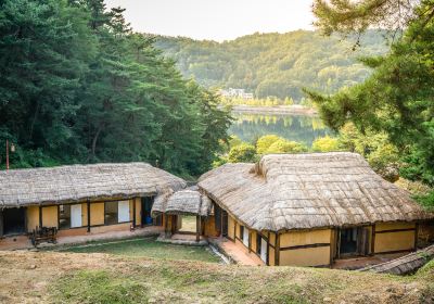 Andong Folk Village and Andongho Lake