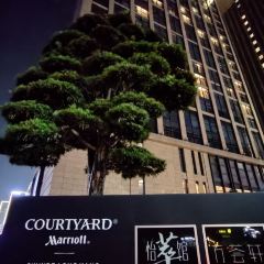 YI CUI User Photo