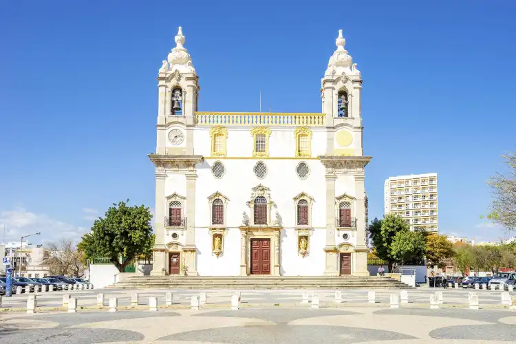 Hotel dekat Igreja do Carmo