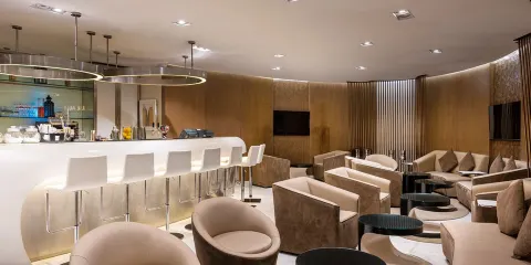 Omede Lounge - Holiday Inn AlSeeb Muscat