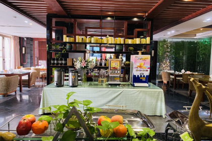 清远佛冈鹤鸣洲温泉度假酒店· 鹤鸣洲花园餐厅