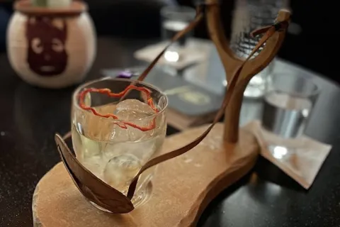 AnonymouS Bar