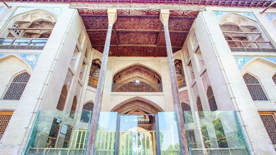 Hasht Behesht Palace