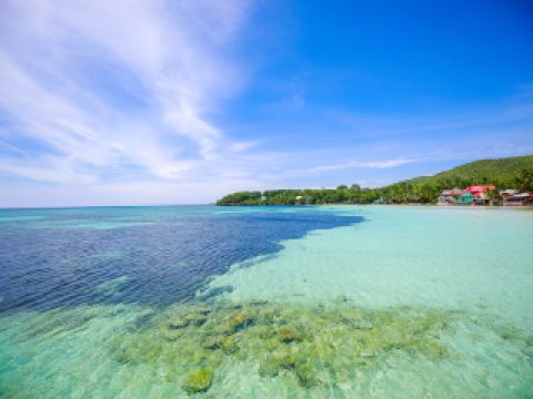 Hotels near Dumaluan Beach