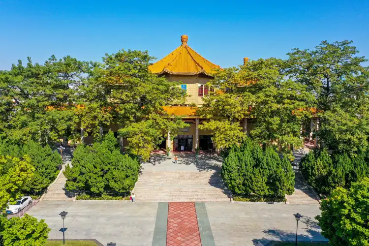 Hotels near Sun Yat-sen Memorial Hall