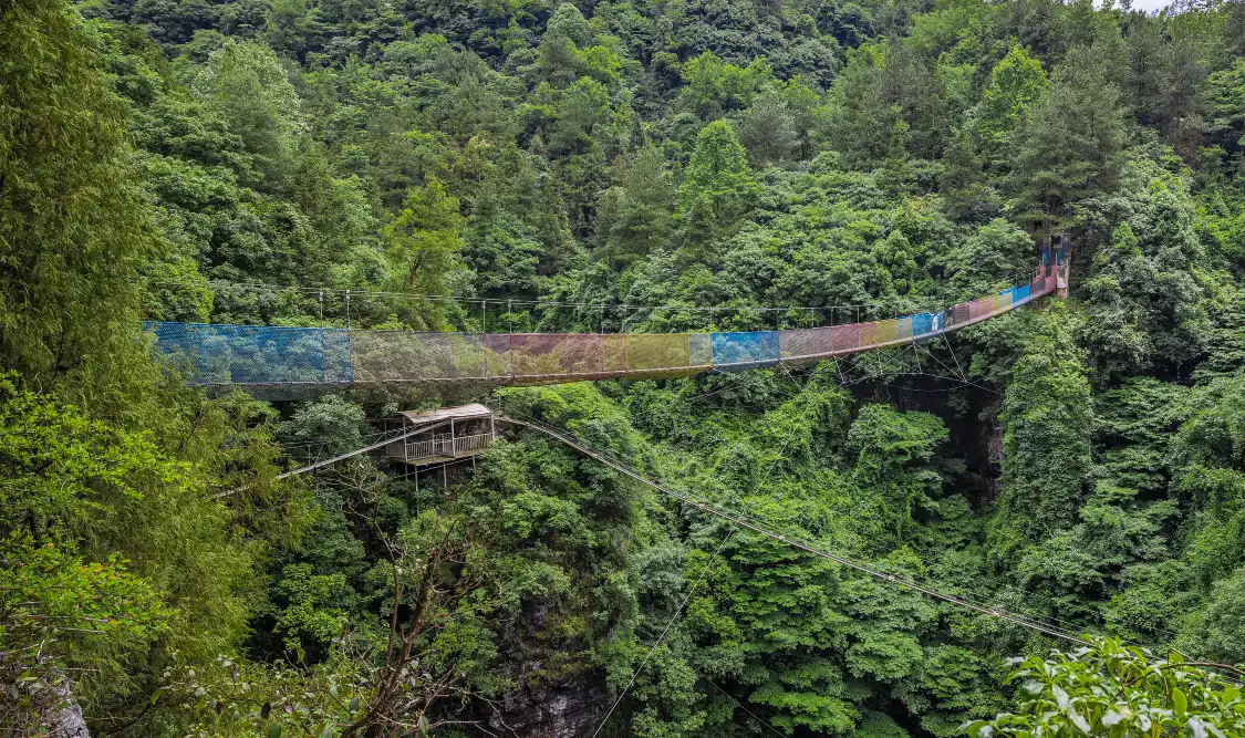 Hotels near Hou'er Tiankeng Scenic Resort