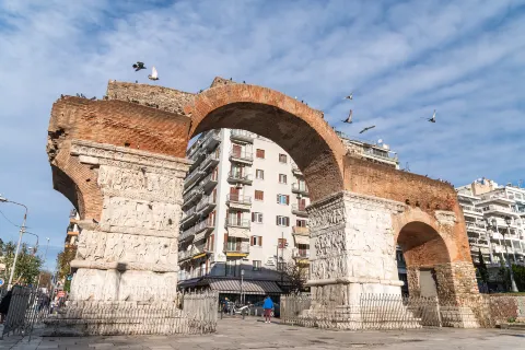 Arco di Galerio (Kamara)