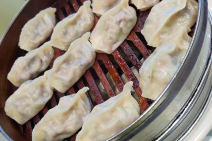 ZHAO GU GUAN YAN SHAN DA JIE DIAN