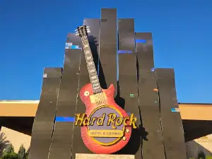 Hard Rock Live