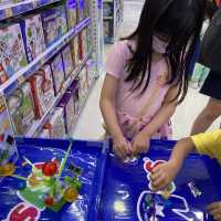 全港首間玩具" 反斗城分店 玩具種類齊全