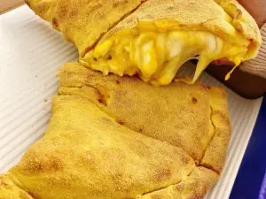Hideaway Pizza
