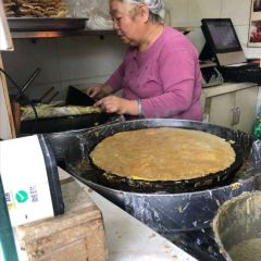清真·二嫂子煎饼果子(卫津路总店) User Photo