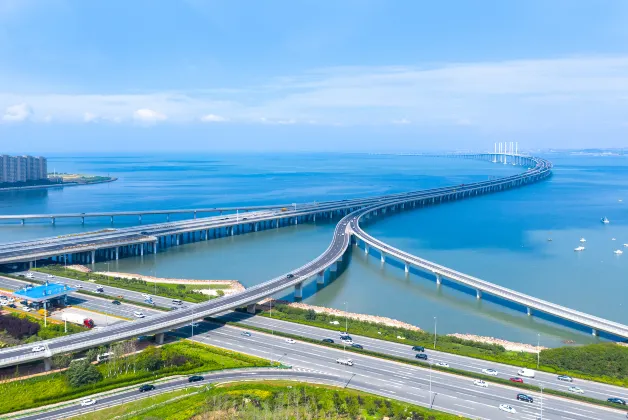 Qingdao Haiyi Sailing Hotel (Badaguan Scenic Area)