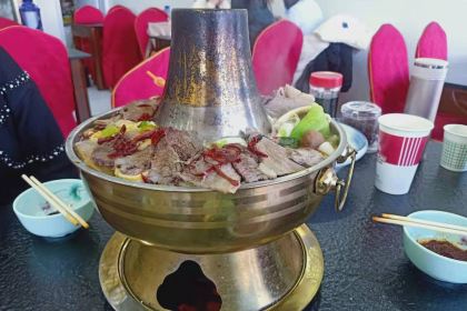 循化特色烤肉面食炕锅土火锅
