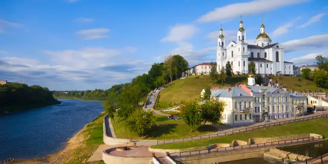 Issiq tombul porno Bir etuk ayol video sikildi