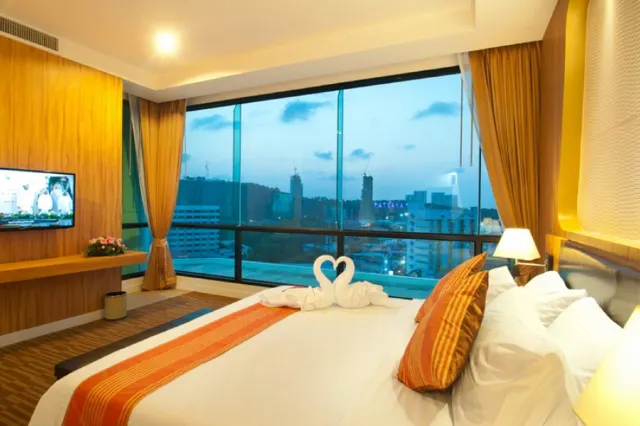 5 โรงแรมแนะนำ Staycation ริมทะเลพัทยา