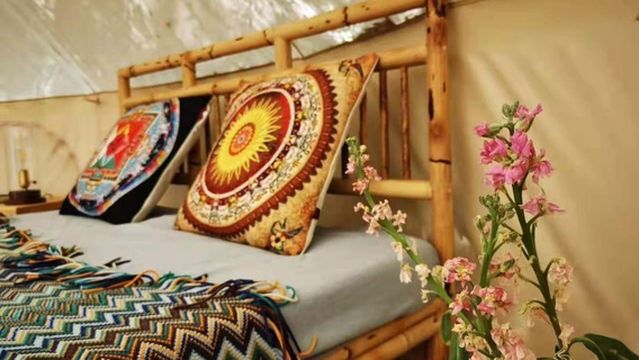 dun huang sha hai lv dao lu ying di