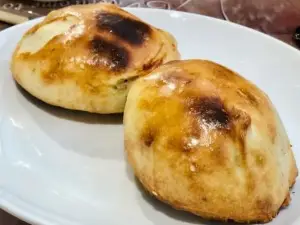 Aikedemukaobaozi