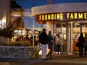 Founding Farmers