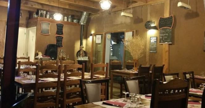 La table des Huit-Pilon