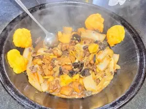 林海雪缘铁锅炖