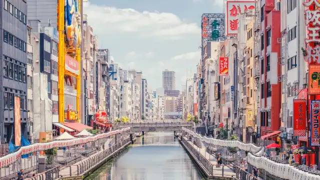 Hotels near Shinsaibashisuji