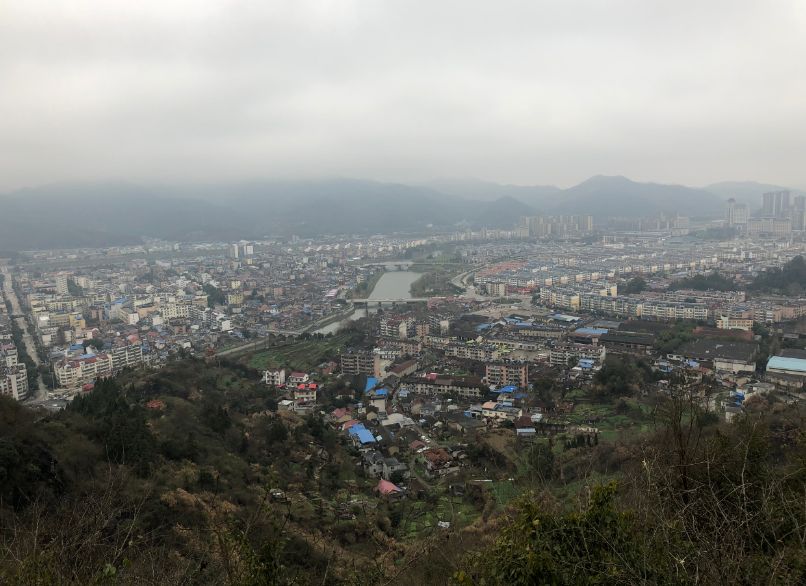 East to Baishi Ridge