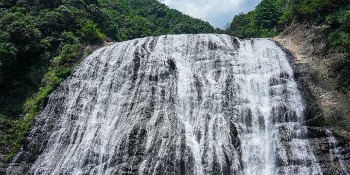 Jiulongji Waterfall