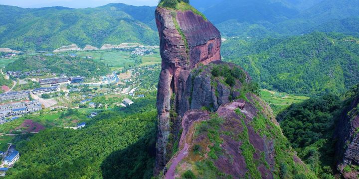 Tongtianzhai Scenic Area