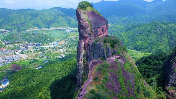 Tongtianzhai Scenic Area