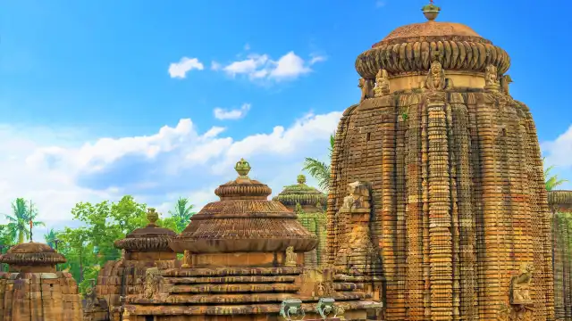 Hotels near Lingaraj Temple