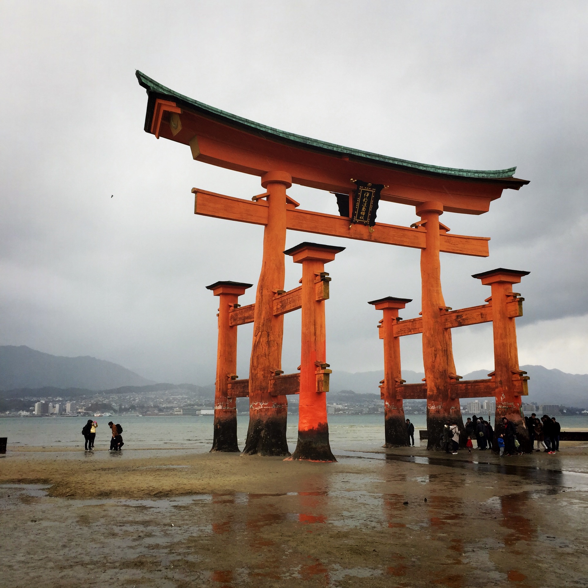 宮島必到全日本 唯一海上鳥居 Trip Com 廣島trip Moments 貼文