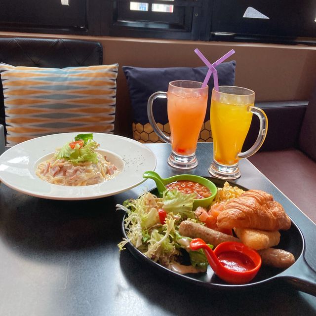 旺角樓上cafe