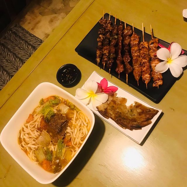 Dine and Sing