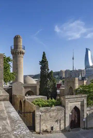 鄰近希爾萬沙宮殿的酒店