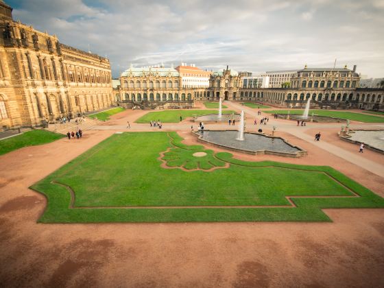 Dresdner Zwinger - Porzellansammlung