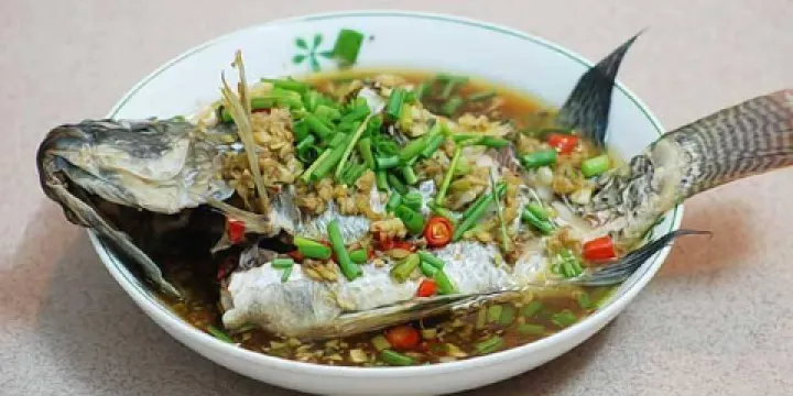 駱越田園假日酒店（大新安平仙河店）·牛圖騰餐廳