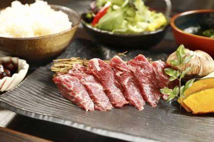 Yakiniku Monogatari USHIWAKA