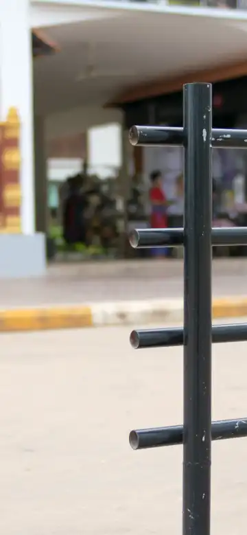 Schermata di login Starvegas su dispositivi multipli