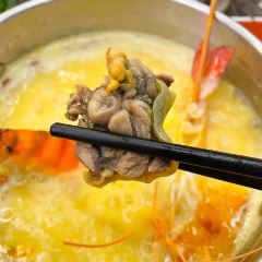 杨老板·海鲜集市火锅·鲜切牛肉(中防万宝店) User Photo