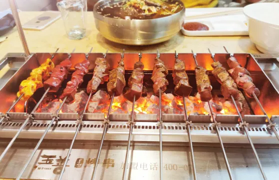 玉善燒烤串城（二小店）