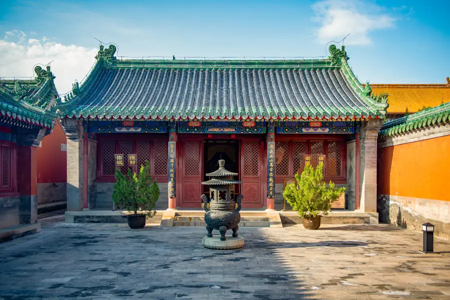 Lidai Diwang Miao (Temple of Previous Dynasties)