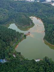 Boluodong Shan Shengji Forest Park